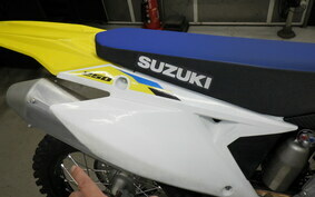 SUZUKI RM-Z250 EC117