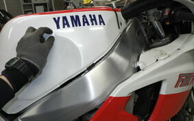 YAMAHA FZR750 R 1989 3FV