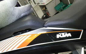 KTM 390 DUKE 2014