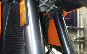 KTM 990 SUPERMOTO T 2012 VS940
