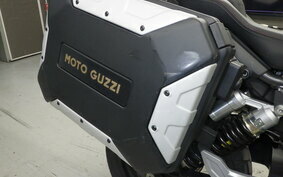 MOTO GUZZI V85 TT 2020