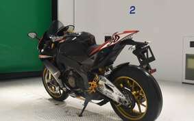 APRILIA RSV4 FACTORY ARRC 2013