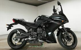 Yamaha xj6 с Райдером