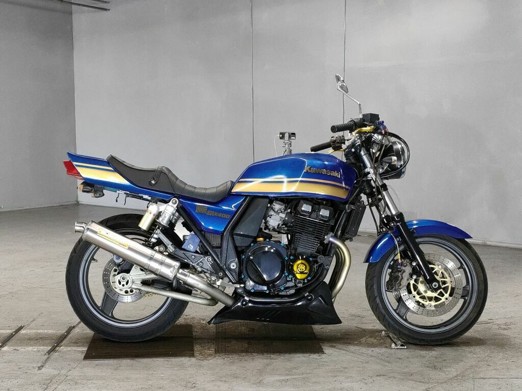 ZRX-II リアホイール ガンM カワサキ 純正 中古 バイク 部品 2001年式