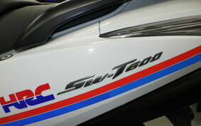HONDA SILVER WING 600 GT ABS 2021 PF02