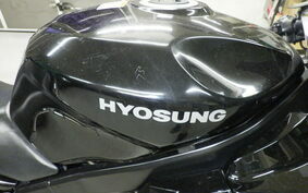 HYOSUNG GT250 R