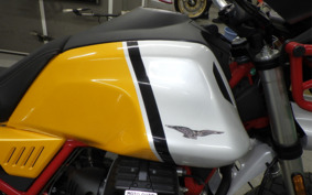 MOTO GUZZI V85 TT 2023