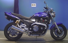 YAMAHA XJR1300 2000 RP03J