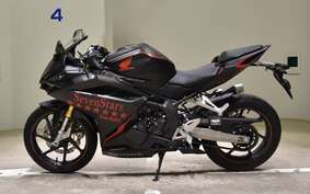 HONDA CBR250RR A MC51