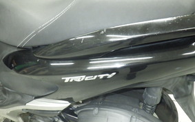 YAMAHA TRICITY 125 SE82J