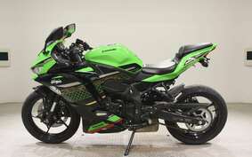 KAWASAKI ZX-25R ZX250E