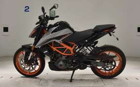 KTM 390 DUKE 2023