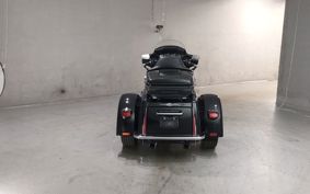 HARLEY  HARLEY FLHTCUTG1870 TRIKE  MAF