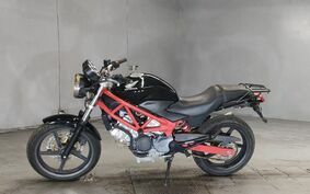 HONDA VTR 250 MC33