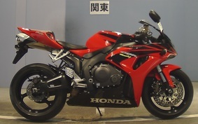 HONDA CBR1000RR 2006 SC57