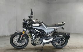 HUSQVARNA スヴァルトピレン401 2024 不明