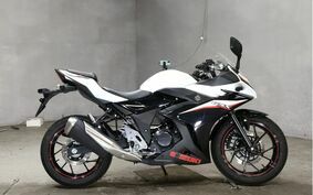 SUZUKI GSX250R DN11A