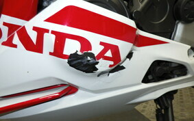 HONDA CBR250RR A MC51