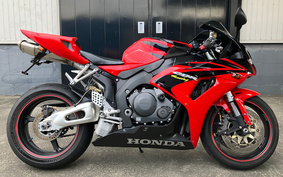 HONDA CBR1000RR 2006 SC57