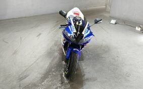 YAMAHA YZF-R1 2004 RN13