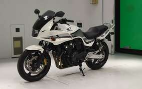 HONDA CB400 SUPER BOLDOR VTEC A 2011 NC42