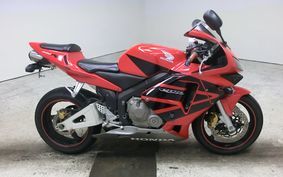 HONDA CBR600RR 2003 PC37