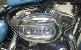 HARLEY XL1200C 2006