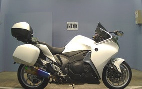 HONDA VFR1200F 2013 SC63