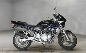 SUZUKI BANDIT 250 GJ77A