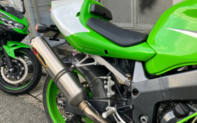 KAWASAKI NINJA ZX-7R 2001 ZX750P