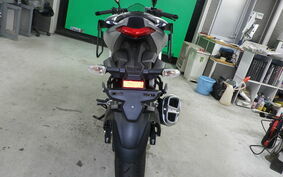 SUZUKI GIXXER 250 SF ED22B