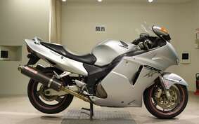 HONDA CBR1100XX 2002 SC35