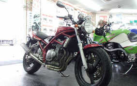 SUZUKI BANDIT 250 GJ77A