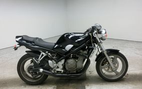 SUZUKI BANDIT 250 GJ74A