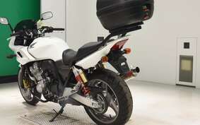 HONDA CB400 SUPER BOLDOR VTEC A 2009 NC42