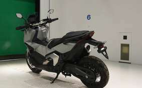 HONDA X-ADV 750 2024 RH10