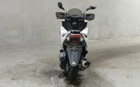 YAMAHA TRICITY 125 SE82J