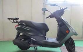 YAMAHA  AXIS Z