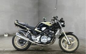 SUZUKI BANDIT 250 Limited GJ74A