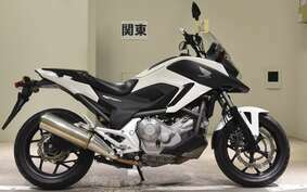 HONDA NC 700 X LD A 2012 RC63