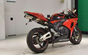 HONDA CBR1000RR 2006 SC57