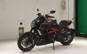 DUCATI DIAVEL Carbon 2011