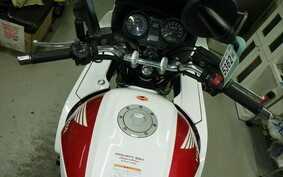 HONDA CB1300SB SUPER BOLDOR A 2006 SC54