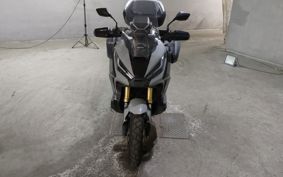 HONDA X-ADV 750 RH10