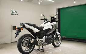 HONDA NC750X D Limited 2016 RC90