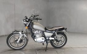 SUZUKI GN125 H 不明