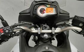 SUZUKI DL650 ( V-Strom 650 ) 2013 VP56A