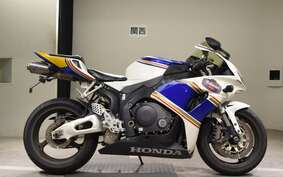 HONDA CBR1000RR 2006 SC57