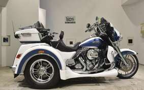 HARLEY FLHTCUTG TRIKE 2014