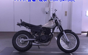 YAMAHA TW200